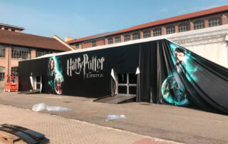 Posa telone stampa grande formato Harry Potter Milano, Facility Service