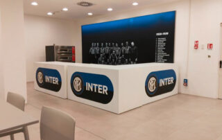 Decorazione spazi interni area FC Inter con dbond stampati