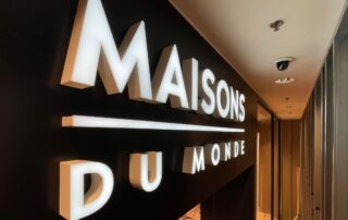 Installazione insegne luminose